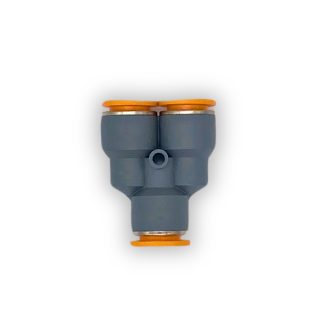 CONECTOR EN Y; MANGUERA A MANGUERA CON MEDIDA DE 1/2.
