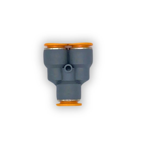 CONECTOR EN Y; MANGUERA A MANGUERA CON MEDIDA DE 12MM