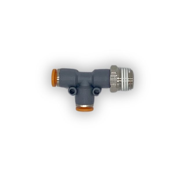 CONECTOR CON ROSCA LATERAL MACHO; ROSCA 1/8 A MANGUERA 4MM.